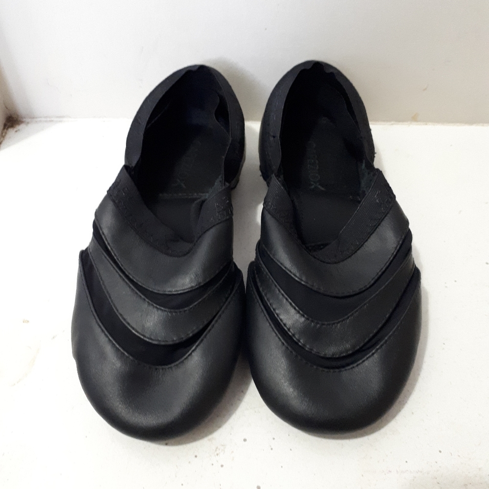 Womens Capezio Freeform Slip-on jazz shoe